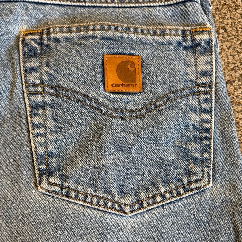 Carhartt Men's Light Blue Relaxed Fit Denim Jeans 38x32 - Picture 3 of 6
